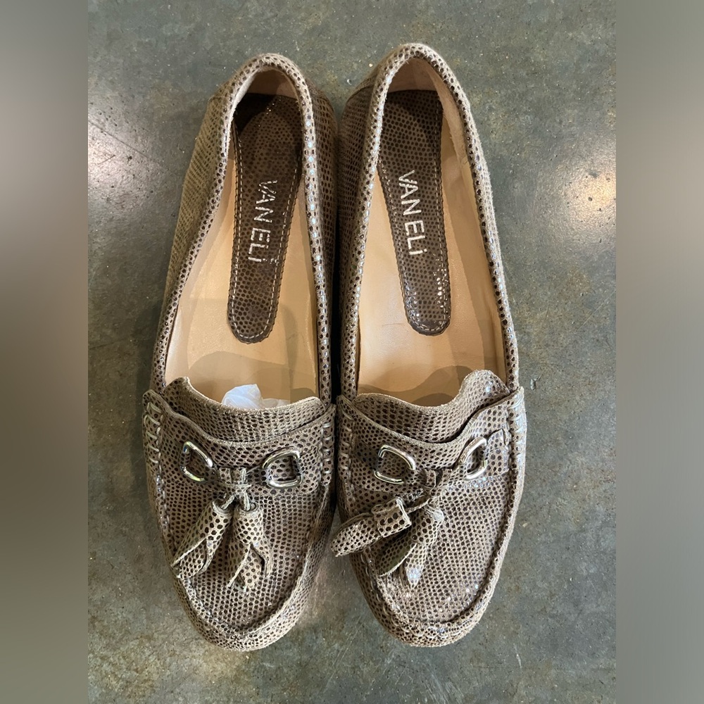 VANELi snakeskin loafers like new sz